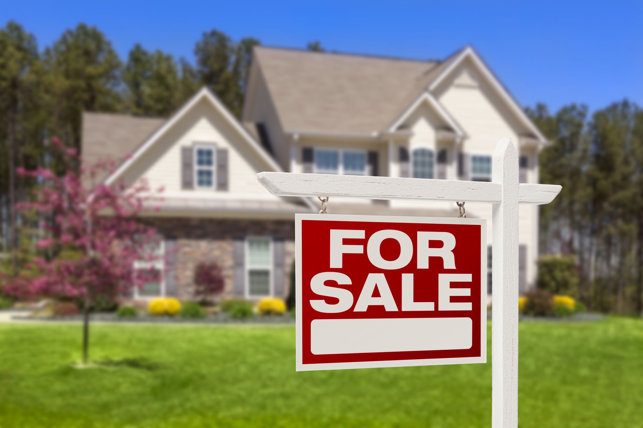 Essential Selling Tips for Homeowners: Preparing Your Home for the Market